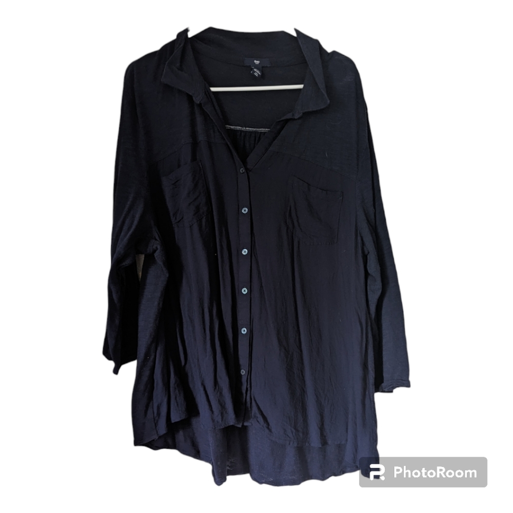 Gap button down top.